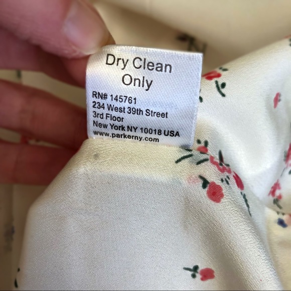 🚫 SOLD Parker Floral Dress - Picture 7 of 8